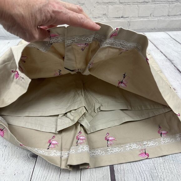 Lilly Pulitzer Beige Embroidered Pink Flamingo Skirt Skort W/Pockets Golf Sz 10 - Picture 5 of 9